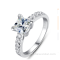 Moissanite Prinzessin Weißer Gold Verlobungsring Diamant